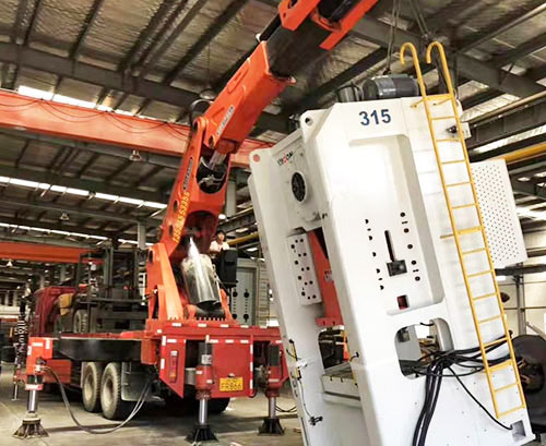 云霄县提升工作效率，选择优质折臂吊租赁服务