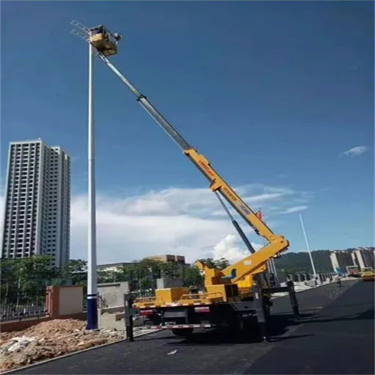 云霄县维修路灯的曲臂升降车出租