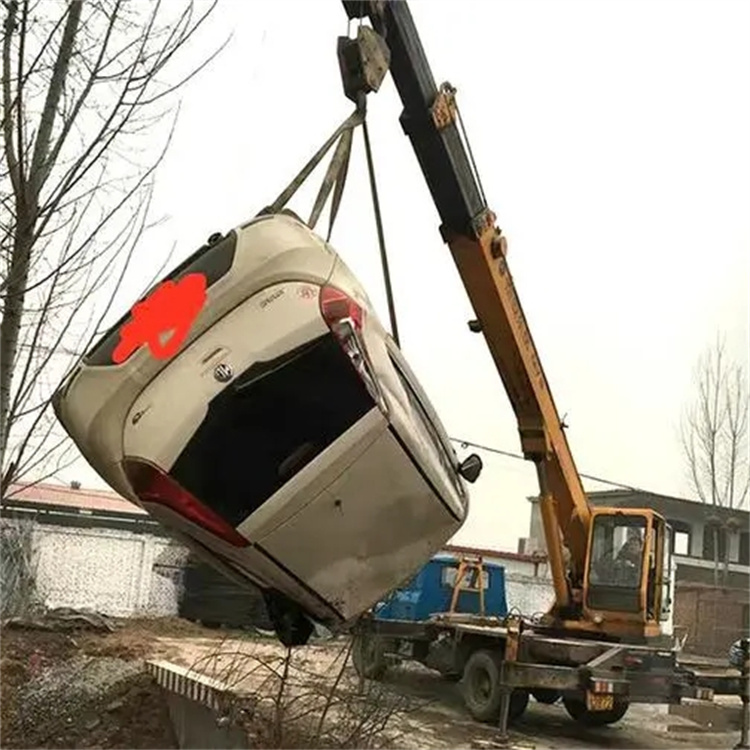 云霄县随时待命，吊车24小时道路救援服务全解析